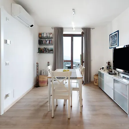 Casa Leone-massino Visconti Apartment *