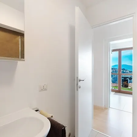 Casa Leone-massino Visconti Apartment